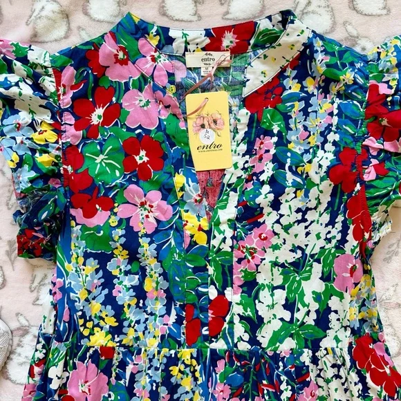 entro Multicolor Floral Tiered Midi Dress with Flutter Sleeves NWT - Picture 2 of 3
